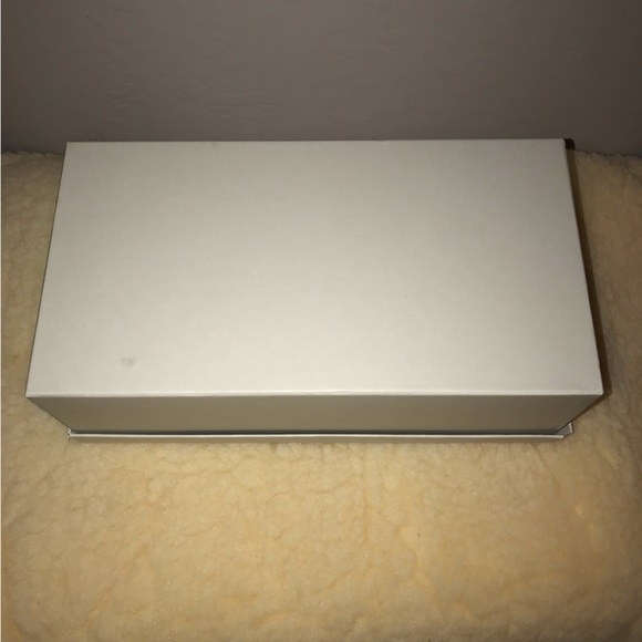 Brunello Cucinelli Empty Show Box with Dust Bags - Picture 10 of 12